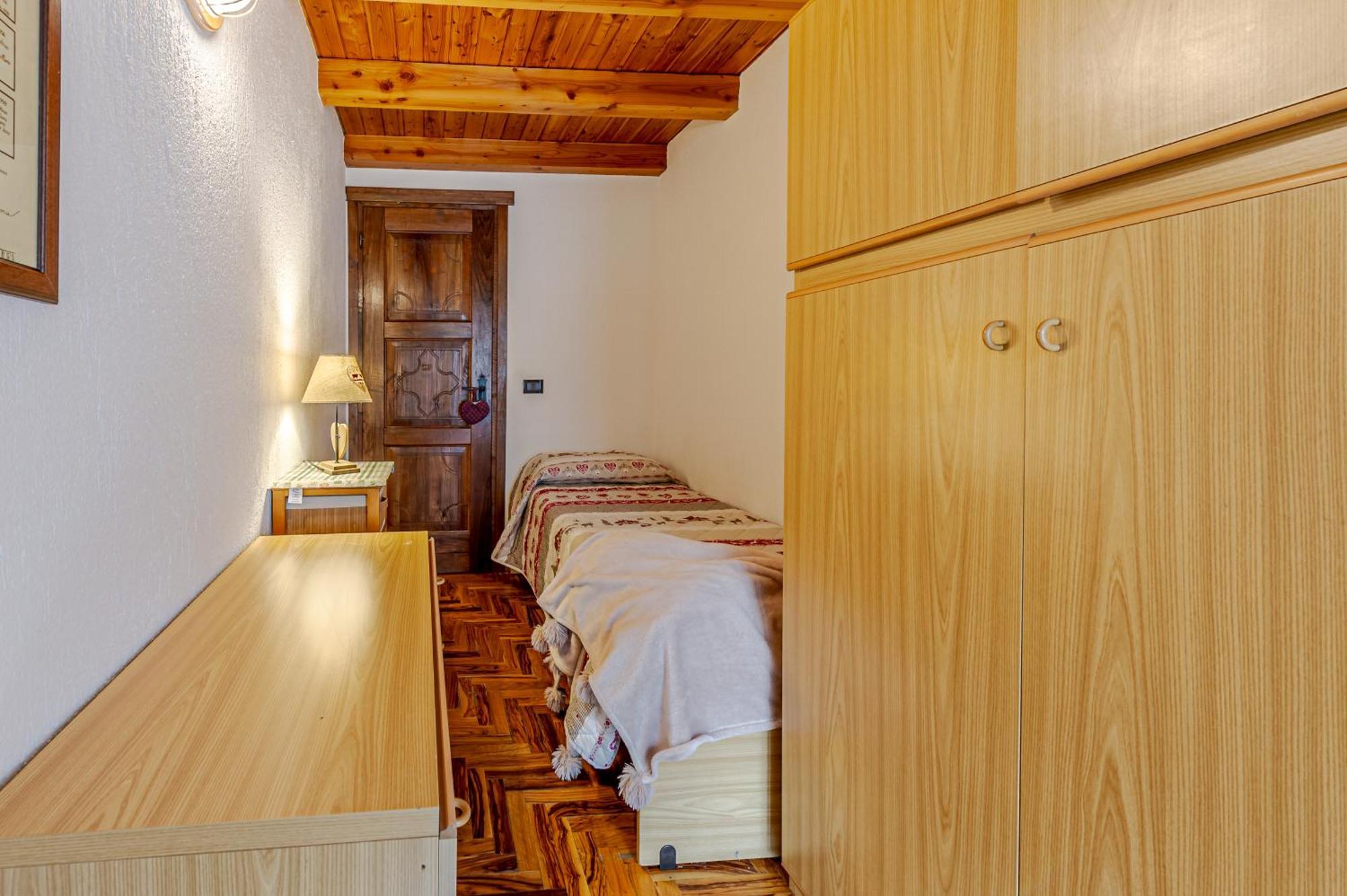 Ferienwohnung Casa Beatrice - Wifi, Parcheggio E Vista Montagna - Cour 0231 Courmayeur Exterior foto